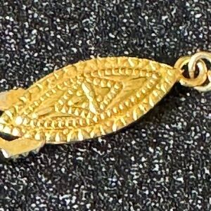 Elegant Gold Pendant